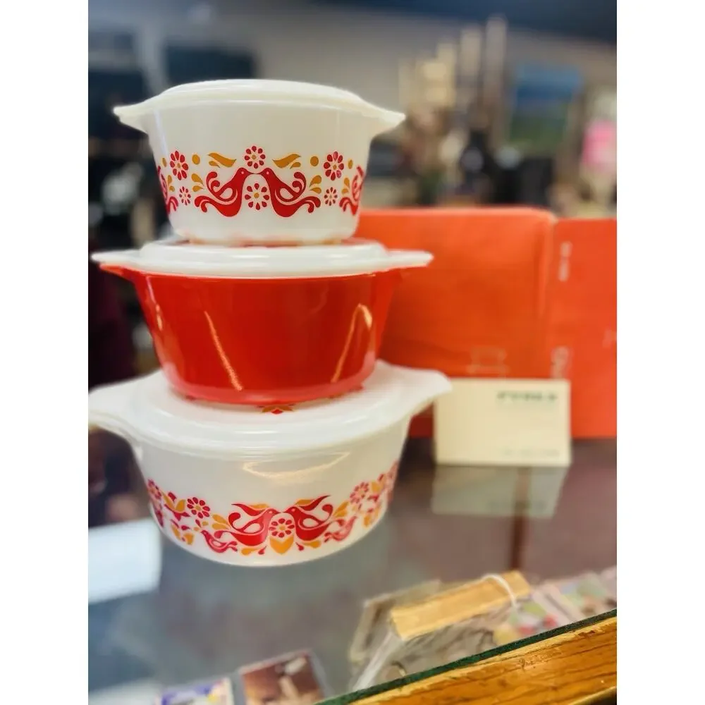 Pyrex Friendship 480-45 3 Casserole Set 473 474 475 NEW WITH BOX White Covers